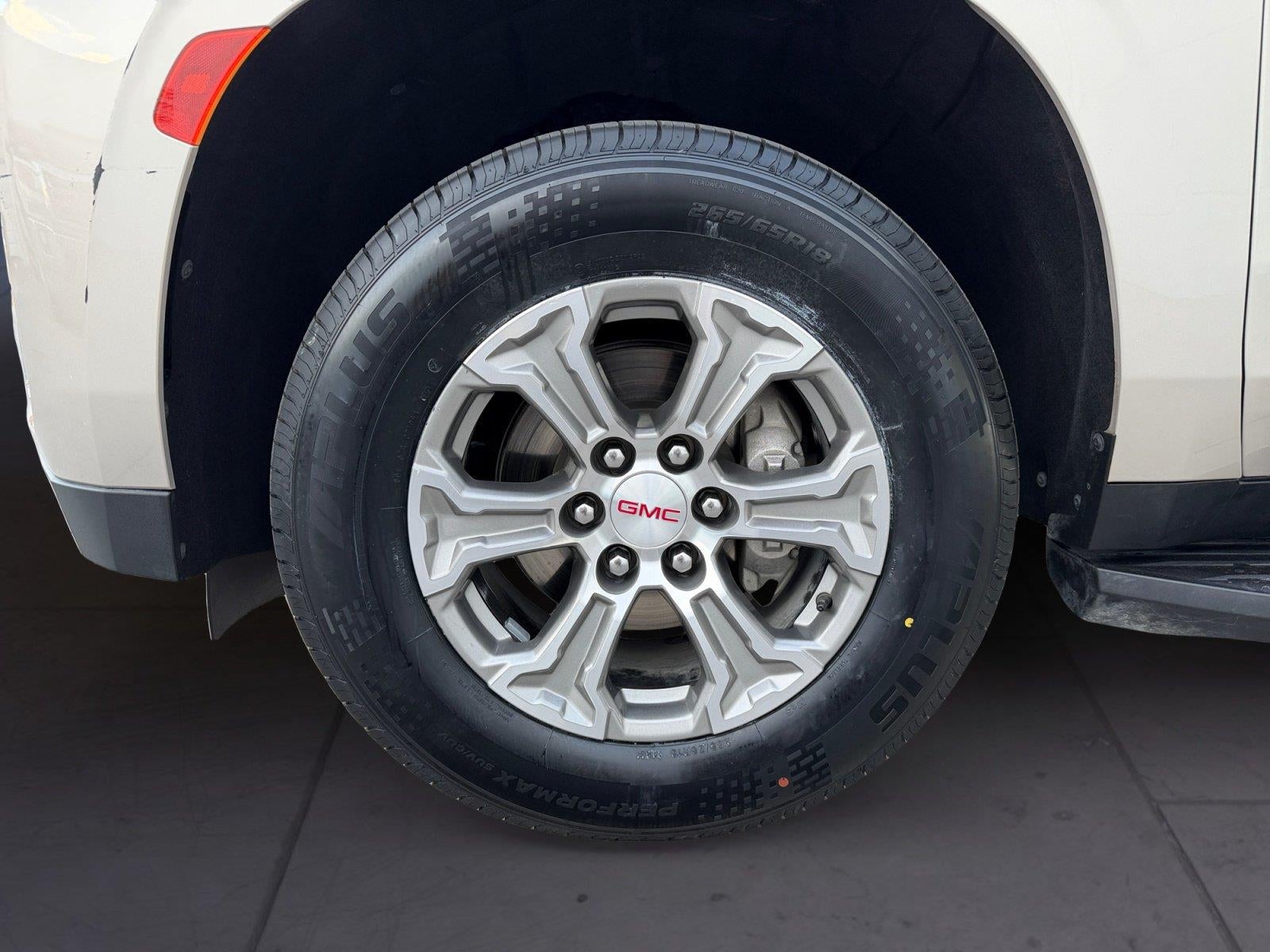 2024 GMC Yukon SLE