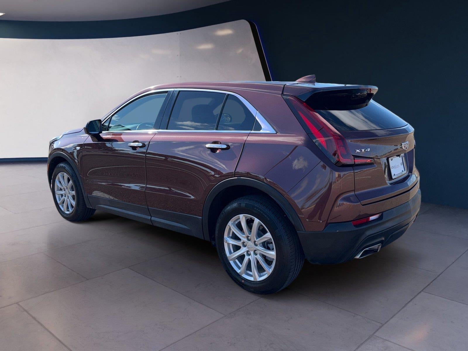 2023 Cadillac XT4 FWD Luxury