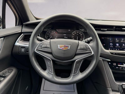 2024 Cadillac XT5 Luxury