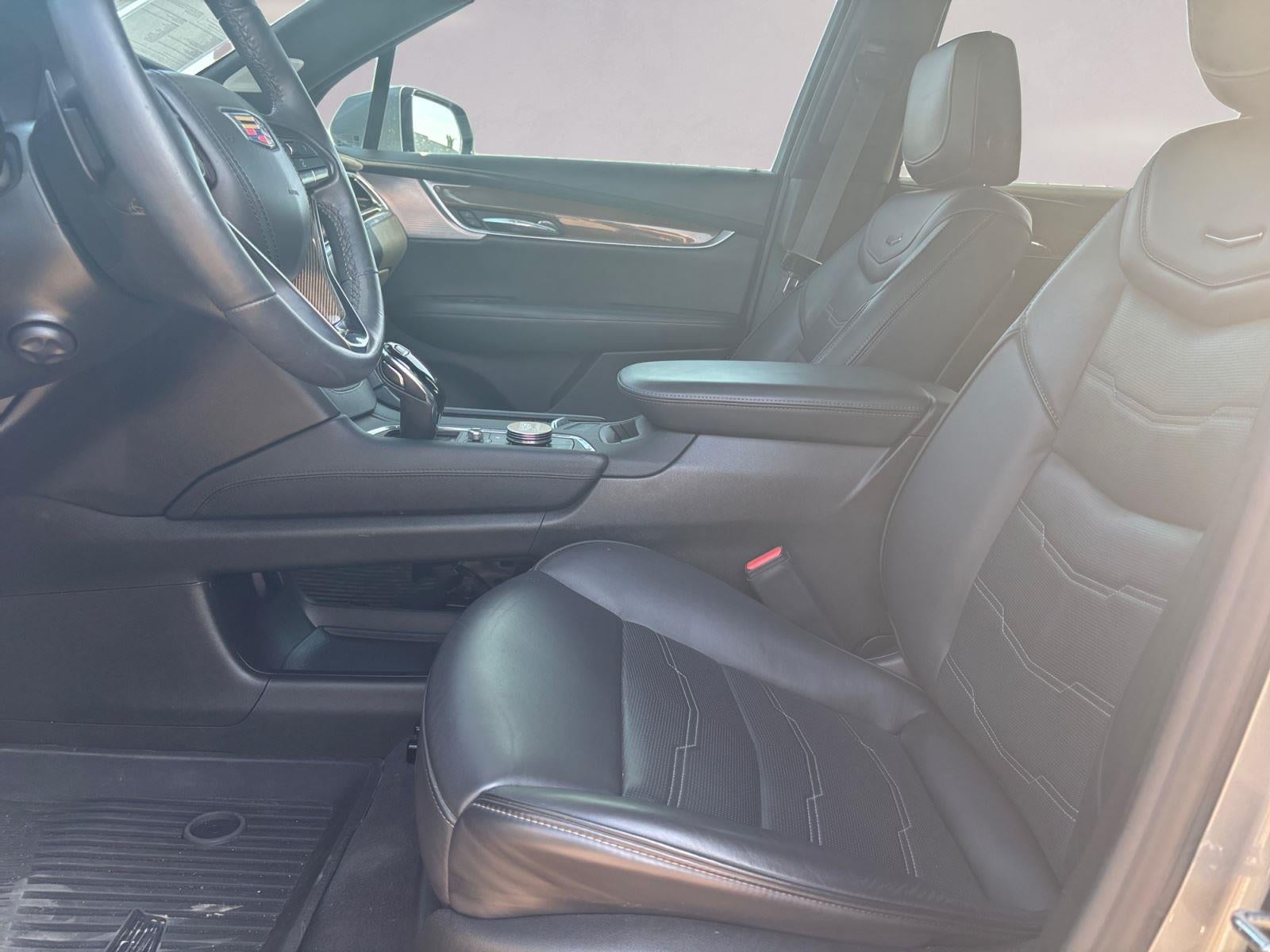 2023 Cadillac XT6 Premium Luxury