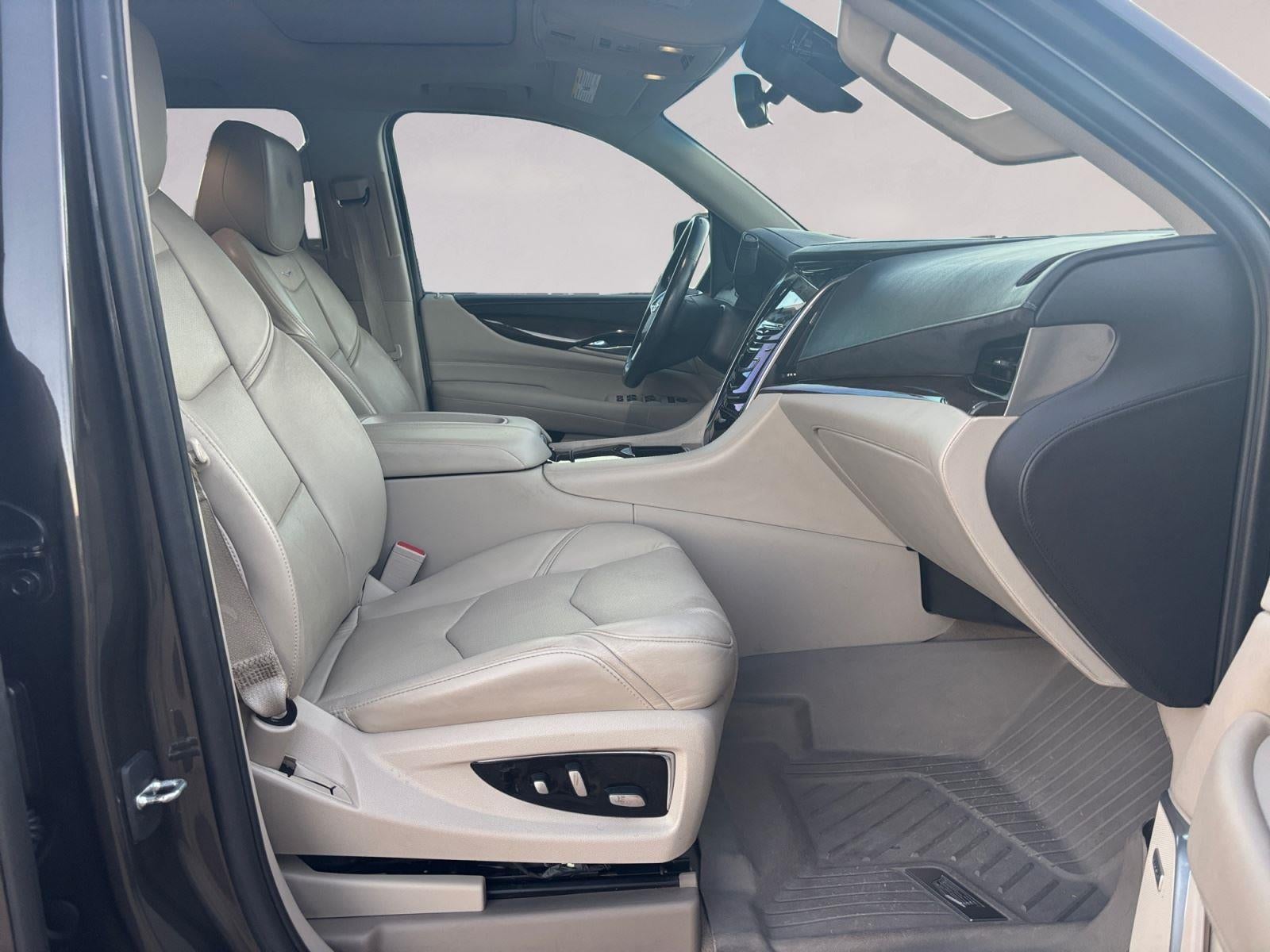 2020 Cadillac Escalade Luxury