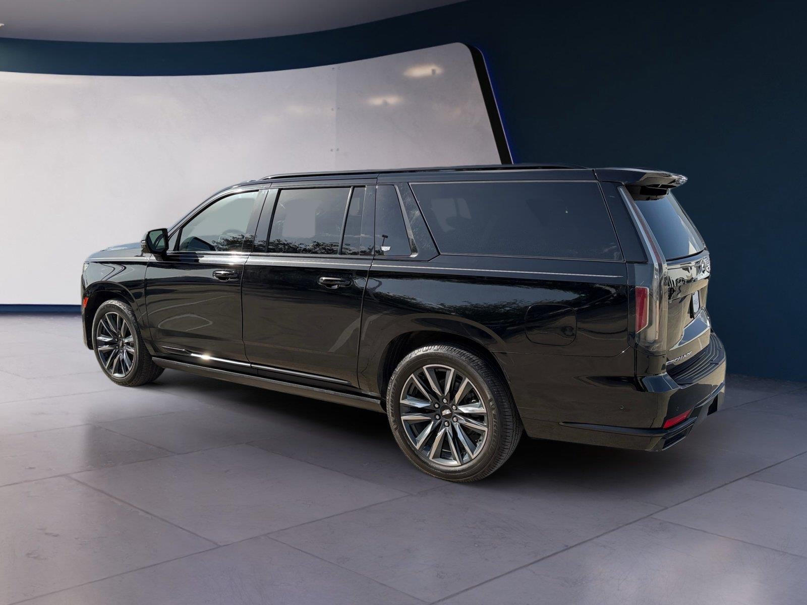 2023 Cadillac Escalade ESV Sport Platinum