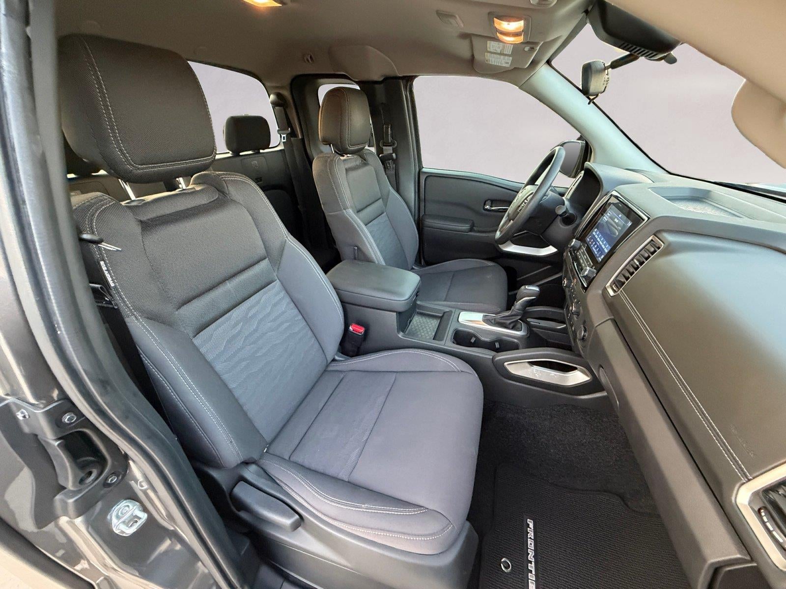 2024 Nissan Frontier SV - Photo 15