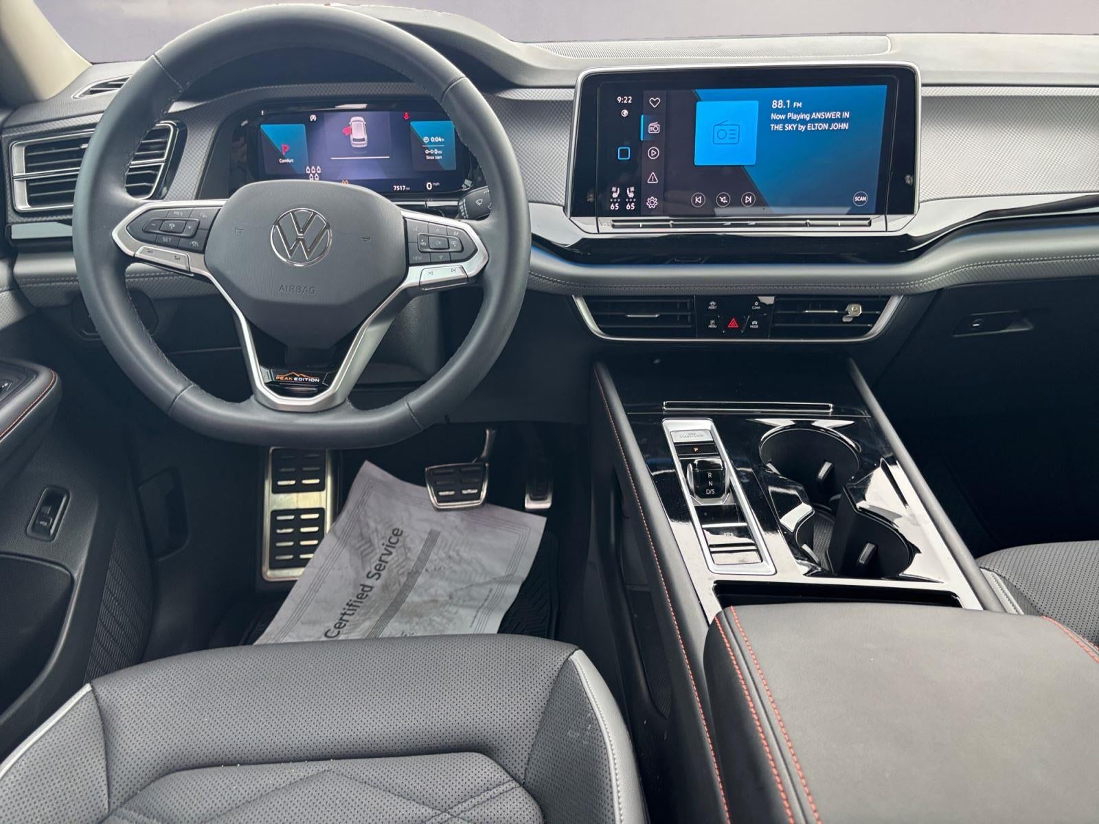 2024 Volkswagen Atlas 2.0T Peak Edition SE w/Technology