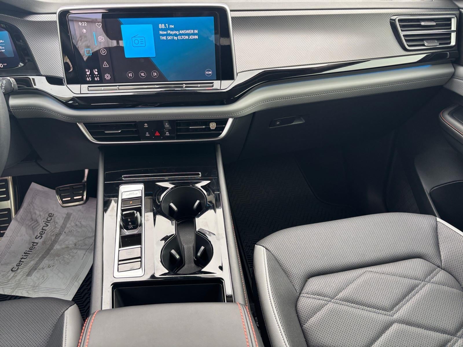 2024 Volkswagen Atlas 2.0T Peak Edition SE w/Technology