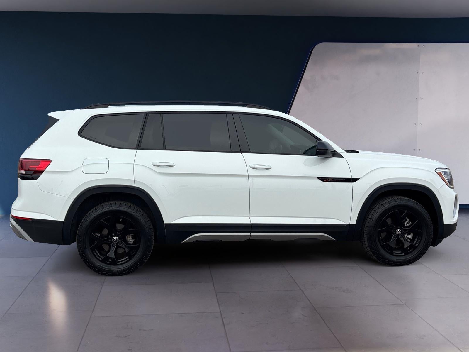 2024 Volkswagen Atlas 2.0T Peak Edition SE w/Technology