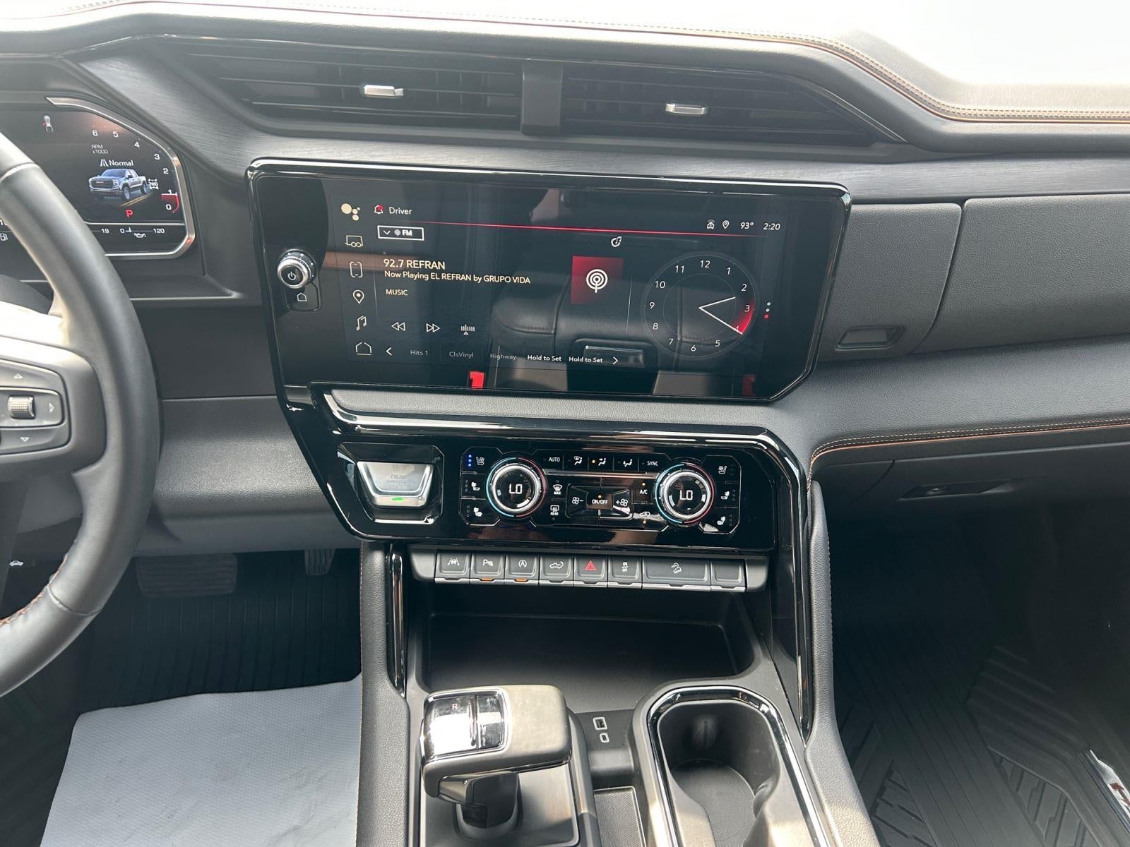 2025 GMC Sierra 1500 AT4