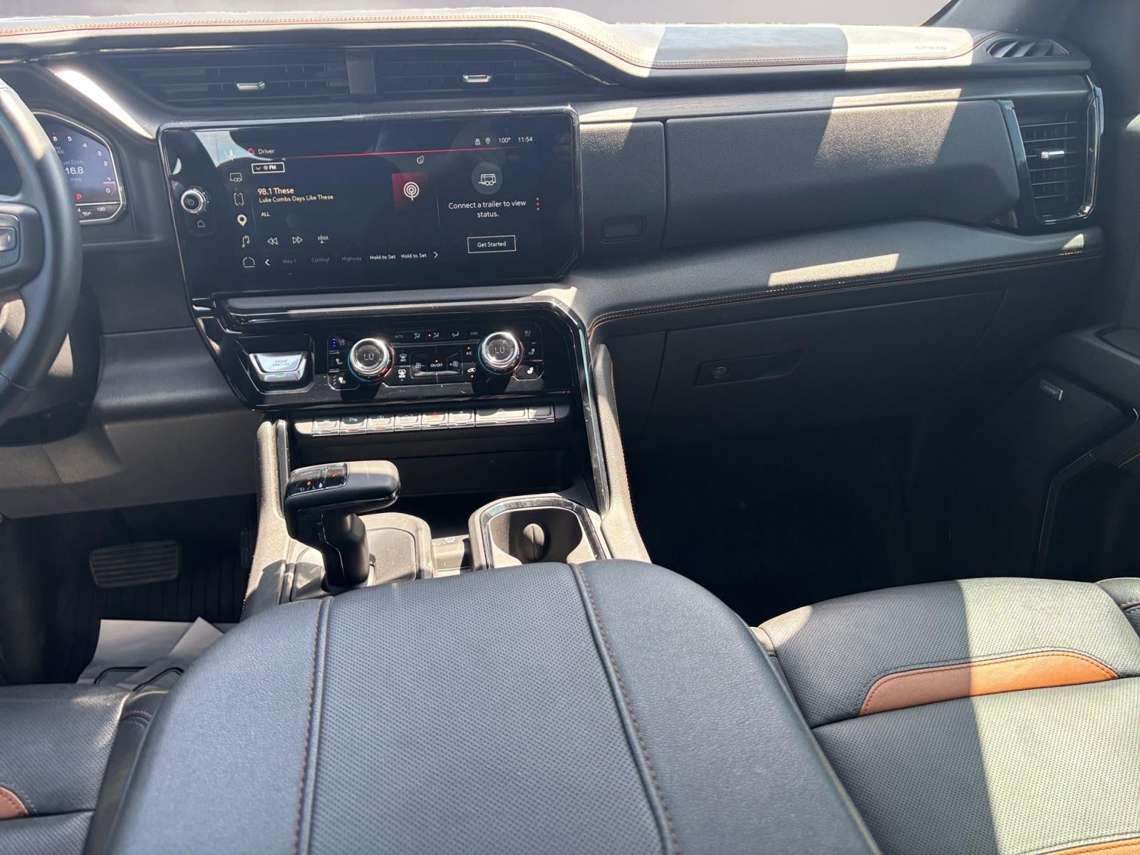 2025 GMC Sierra 1500 AT4