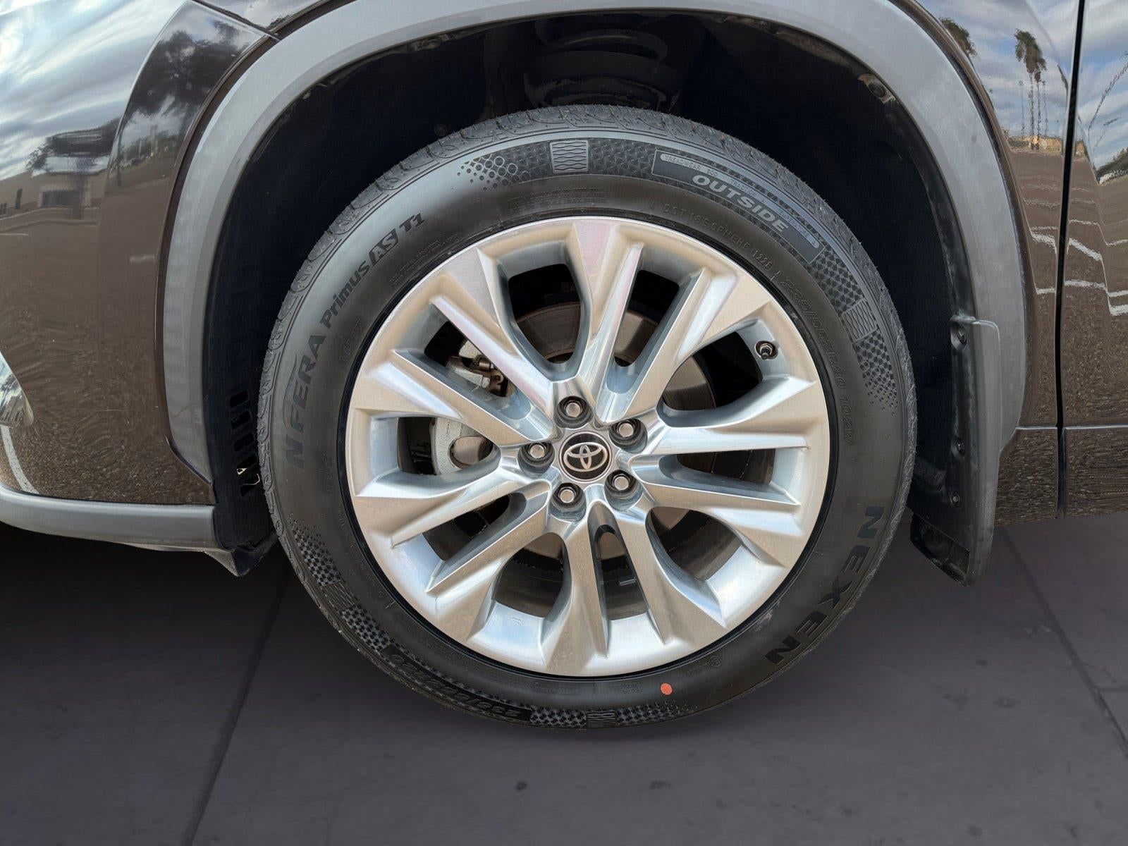 2022 Toyota Highlander Limited