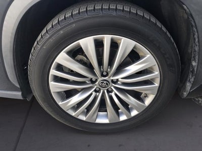 2022 Toyota Highlander Platinum FWD (Natl)