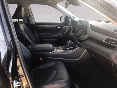 2022 Toyota Highlander Platinum FWD (Natl)