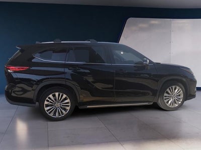 2022 Toyota Highlander Platinum FWD (Natl)