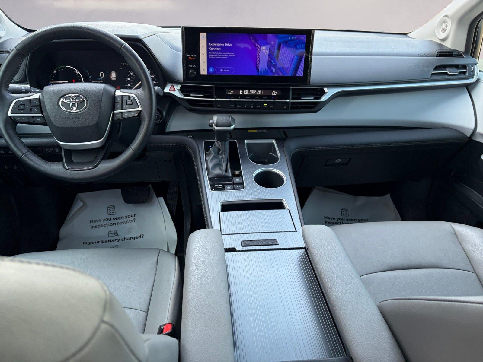 2025 Toyota Sienna XLE 7-Passenger