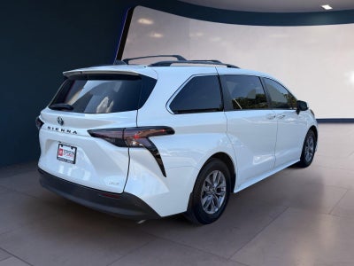2025 Toyota Sienna XLE 7-Passenger
