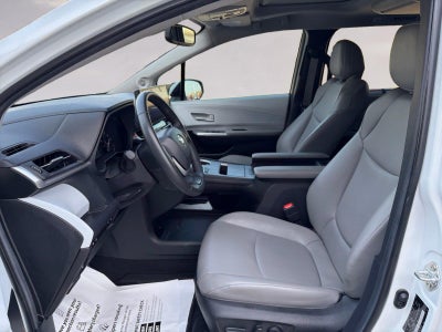 2025 Toyota Sienna XLE 7-Passenger