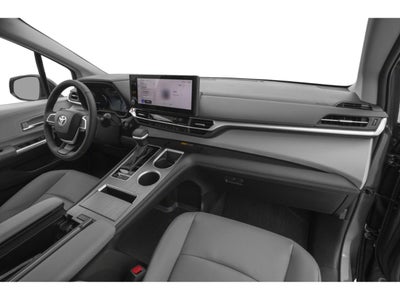 2025 Toyota Sienna XLE 7-Passenger