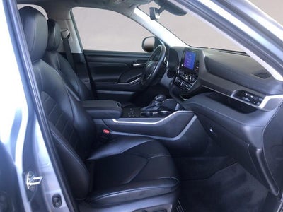 2023 Toyota Highlander XLE FWD (Natl)