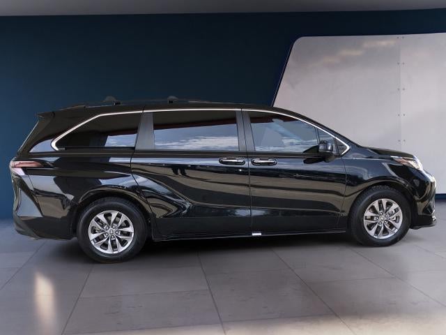 2023 Toyota Sienna XLE FWD 7-Passenger (Natl)