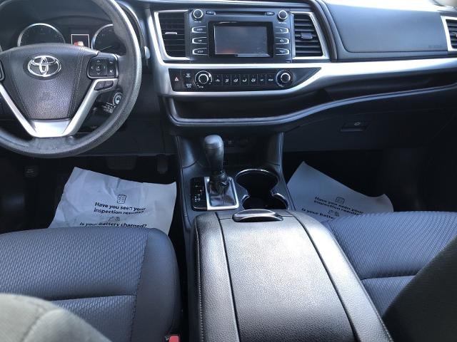 2018 Toyota Highlander LE I4 FWD (Natl)