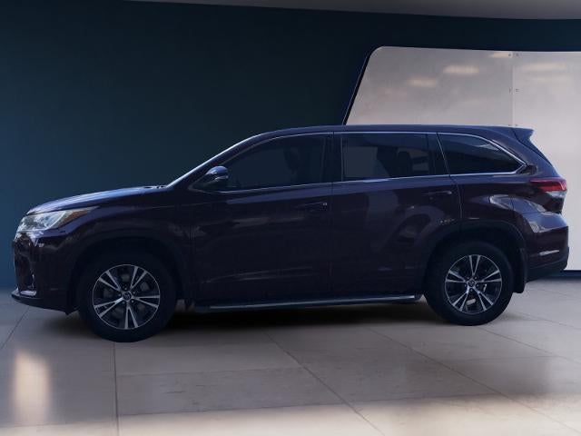 2018 Toyota Highlander LE I4 FWD (Natl)