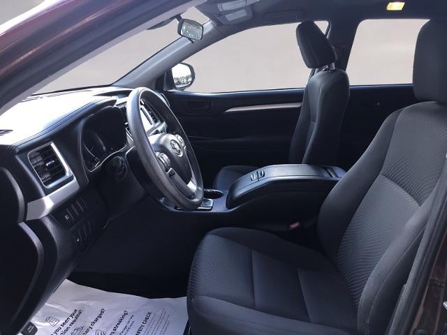 2018 Toyota Highlander LE I4 FWD (Natl)