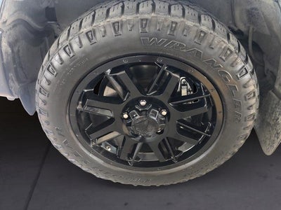 2021 Toyota Tundra 2WD 2WD SR5 CrewMax 5.5' Bed 5.7L (SE)