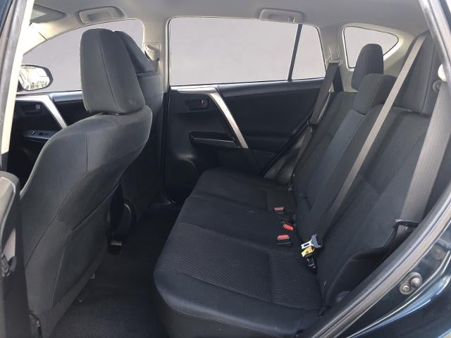 2018 Toyota RAV4 LE FWD (GS)